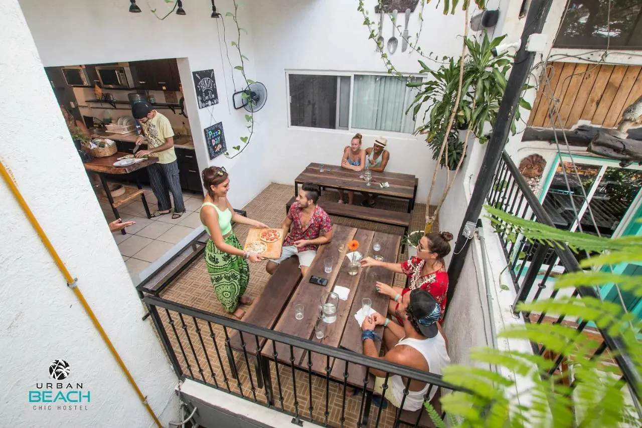 Urban Beach Chic Hostel Playa del Carmen
